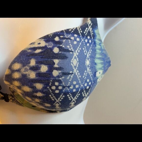 🥀Victoria’s Secret very Sexy PiGeonnant Bra 34B - Picture 7 of 12